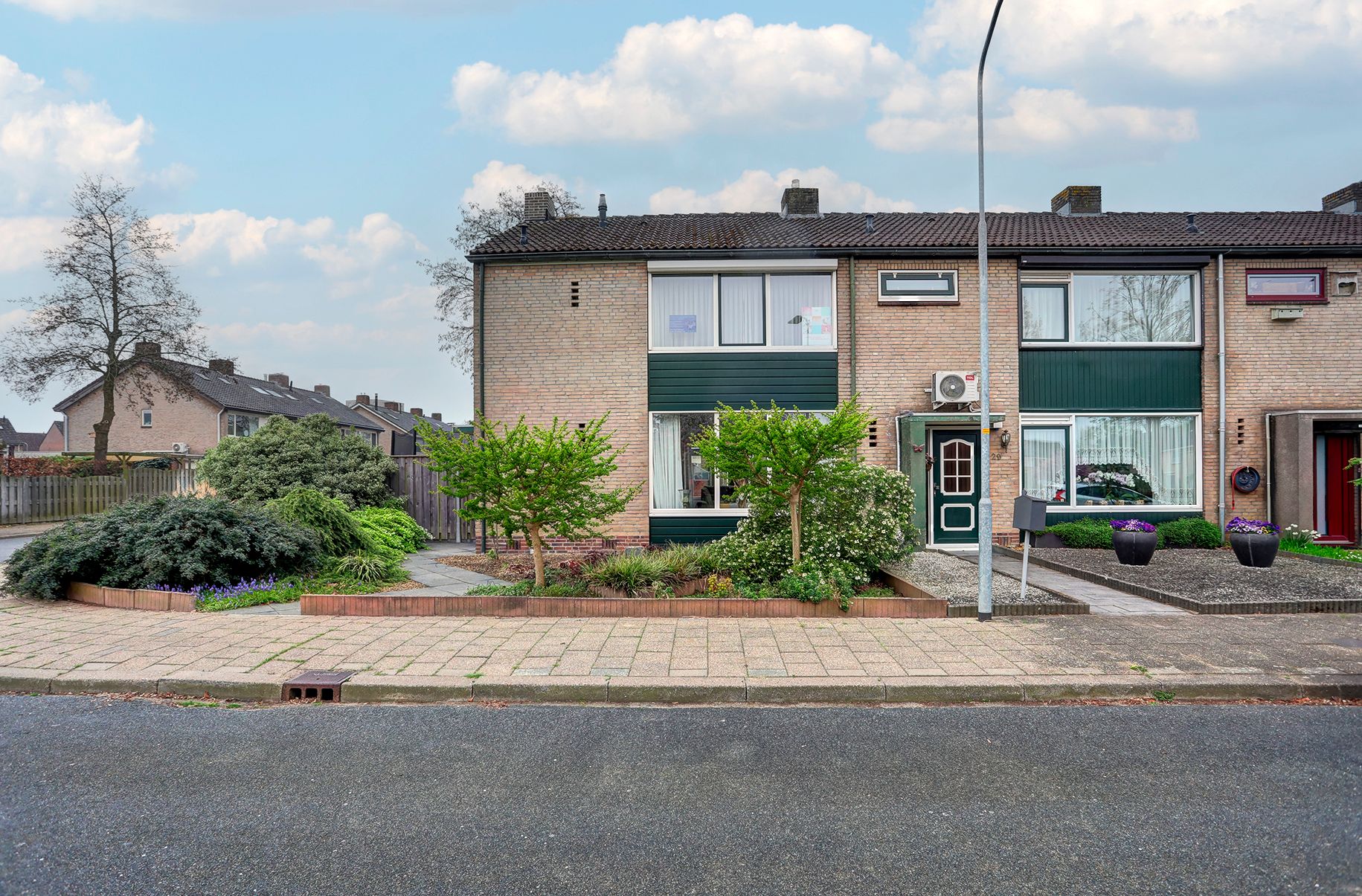 Meidoornstraat 27 