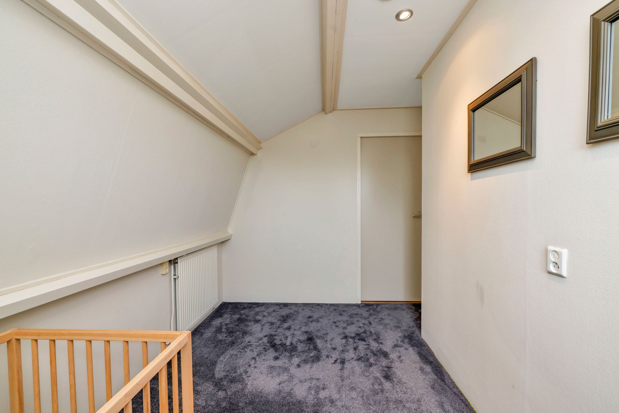 Vrijstaand wonen met aanbouw, royale schuur en verrassend diepe tuin — 27