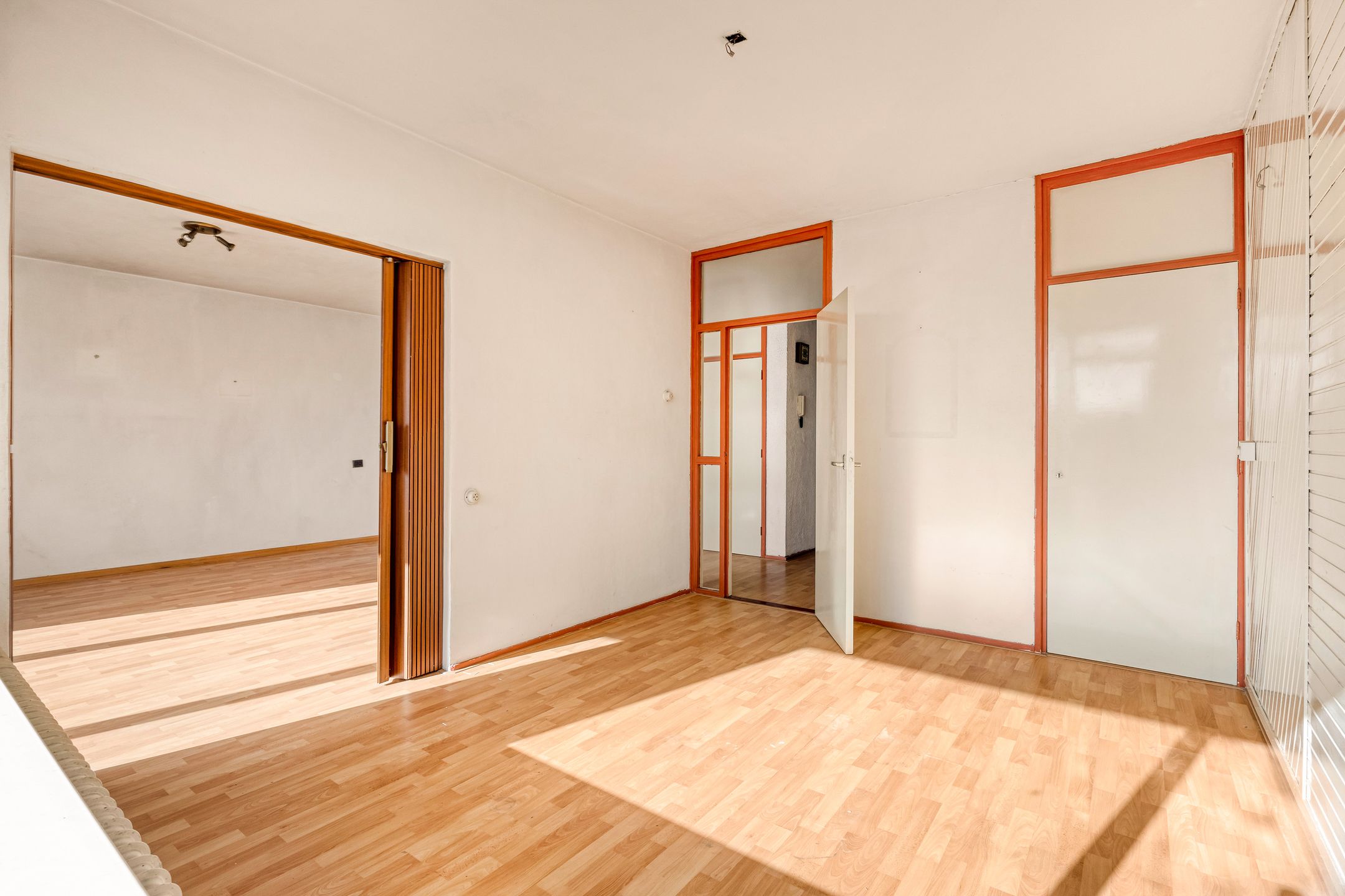 Spacious 4-Room Apartment with Balcony and Free View — 21