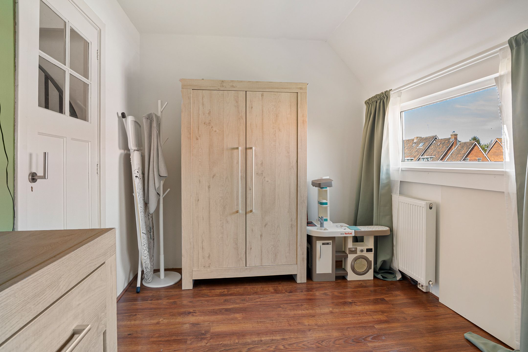 Well-Maintained Upper-Floor Apartment with Three Bedrooms in Rotterdam Overschie — 30