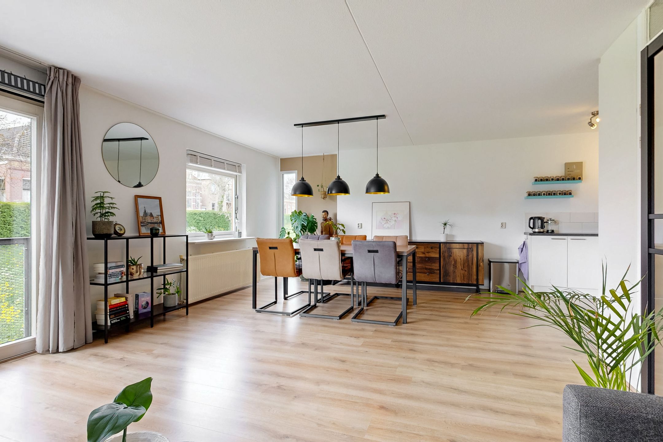 Photo 24 of Van der Horststraat 33