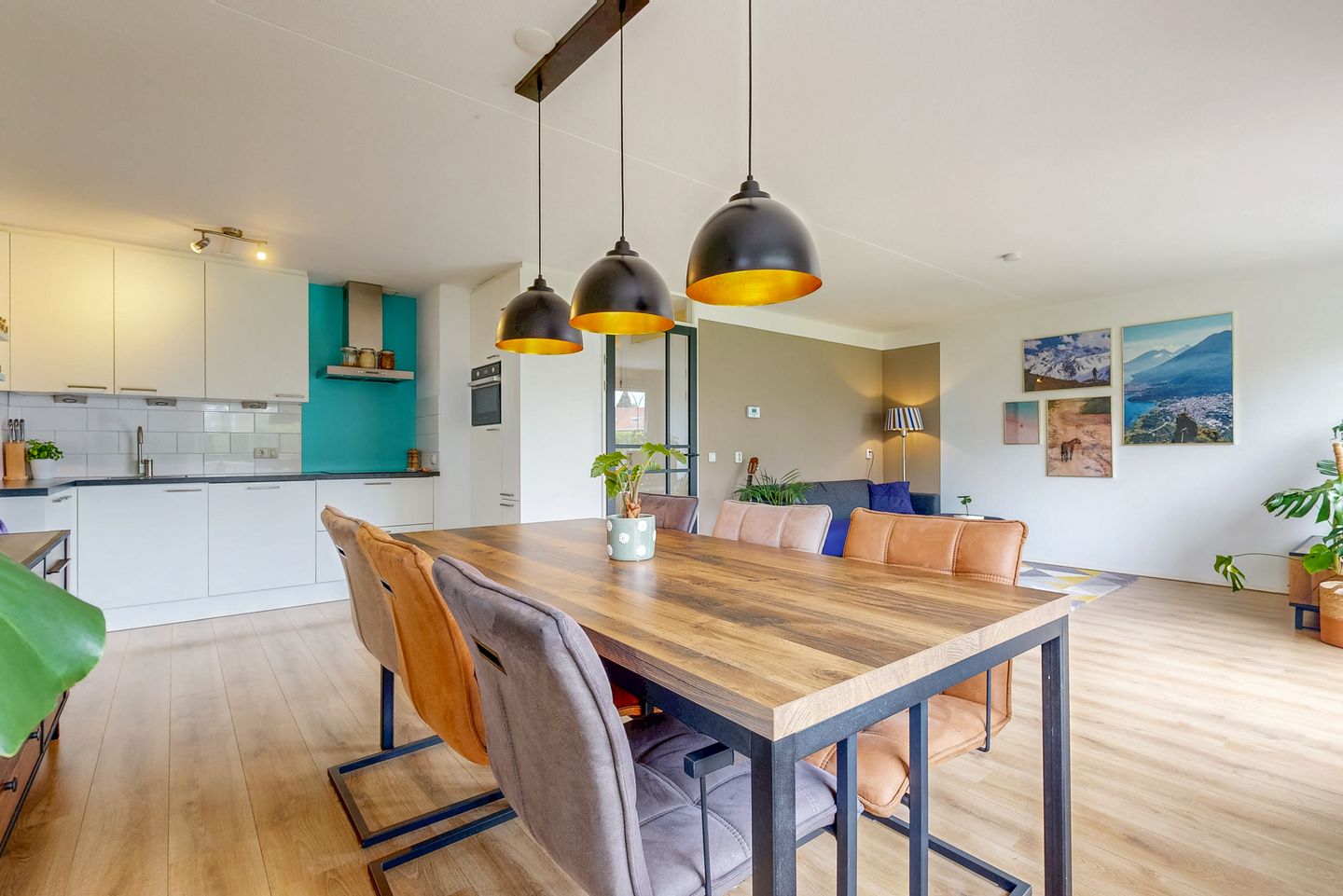Photo 20 of Van der Horststraat 33