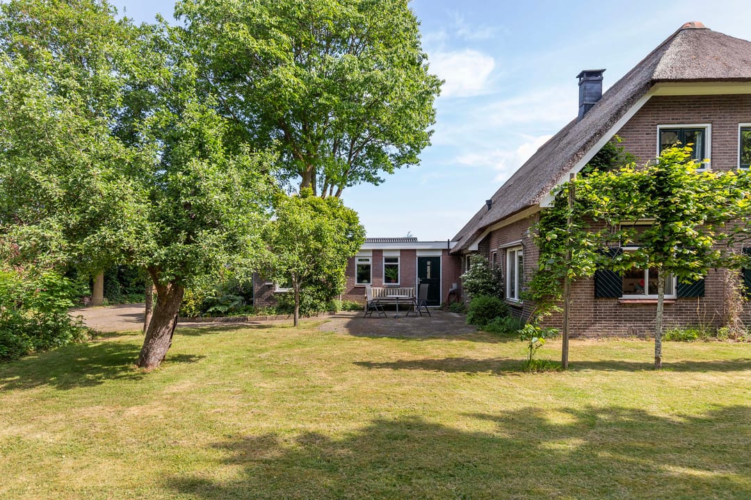 Thatched Farmhouse with Guest Annex in Rural Apeldoorn Area — 38