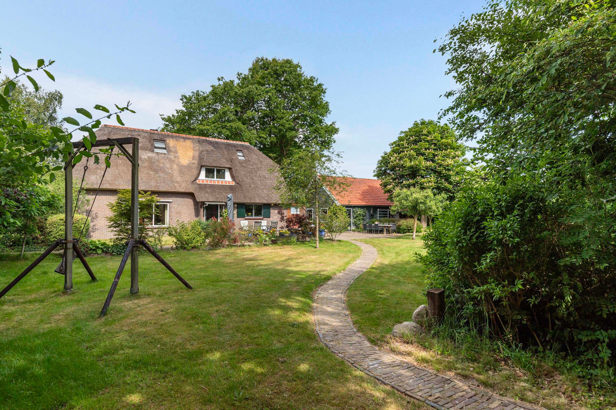 Thatched Farmhouse with Guest Annex in Rural Apeldoorn Area — 33