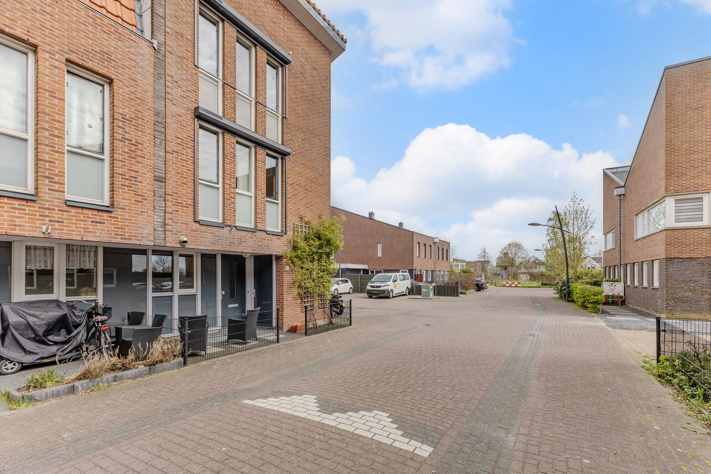 Spacious and modern corner house with extension in Assendelft — 35