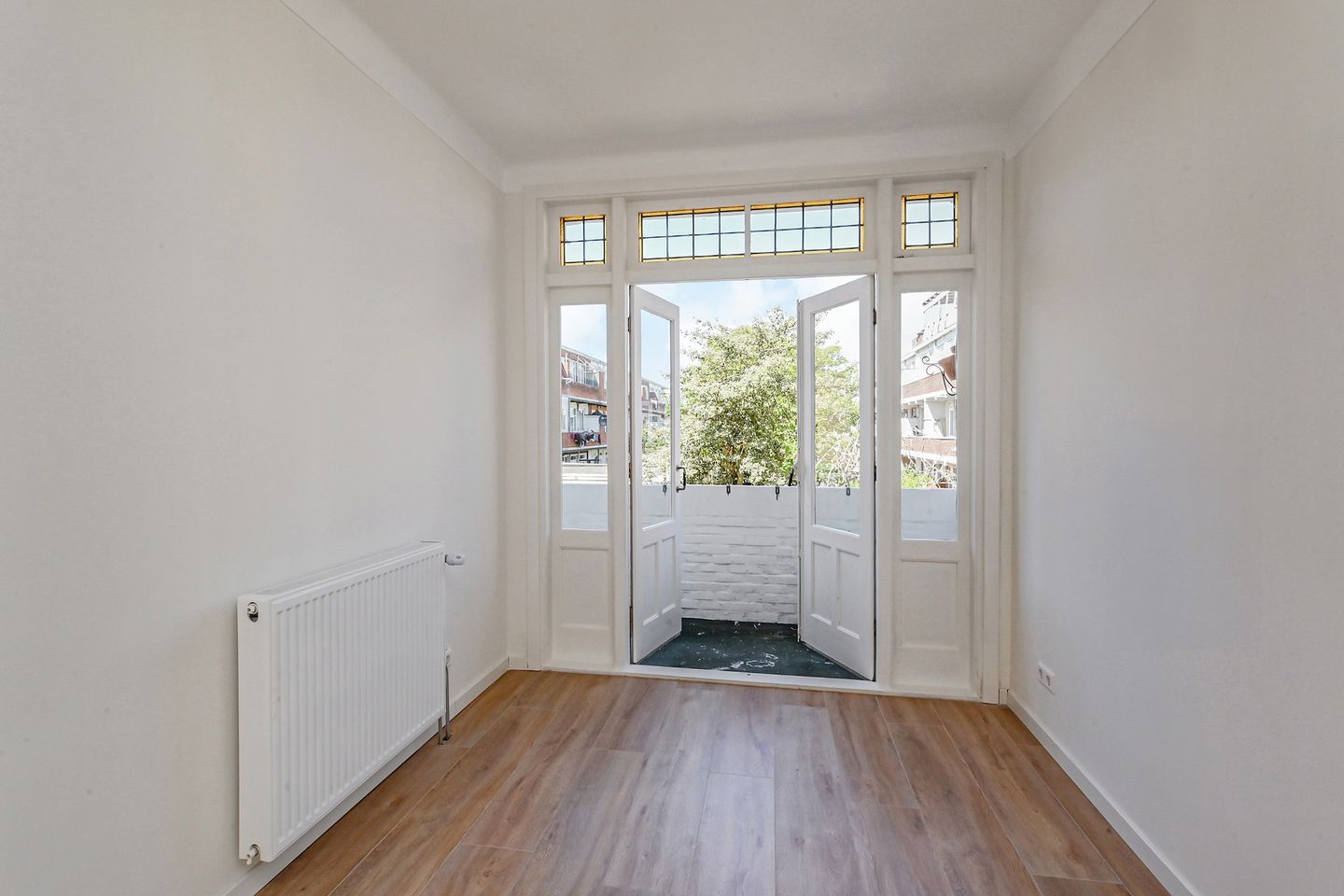 Photo 19 of Velpsestraat 119