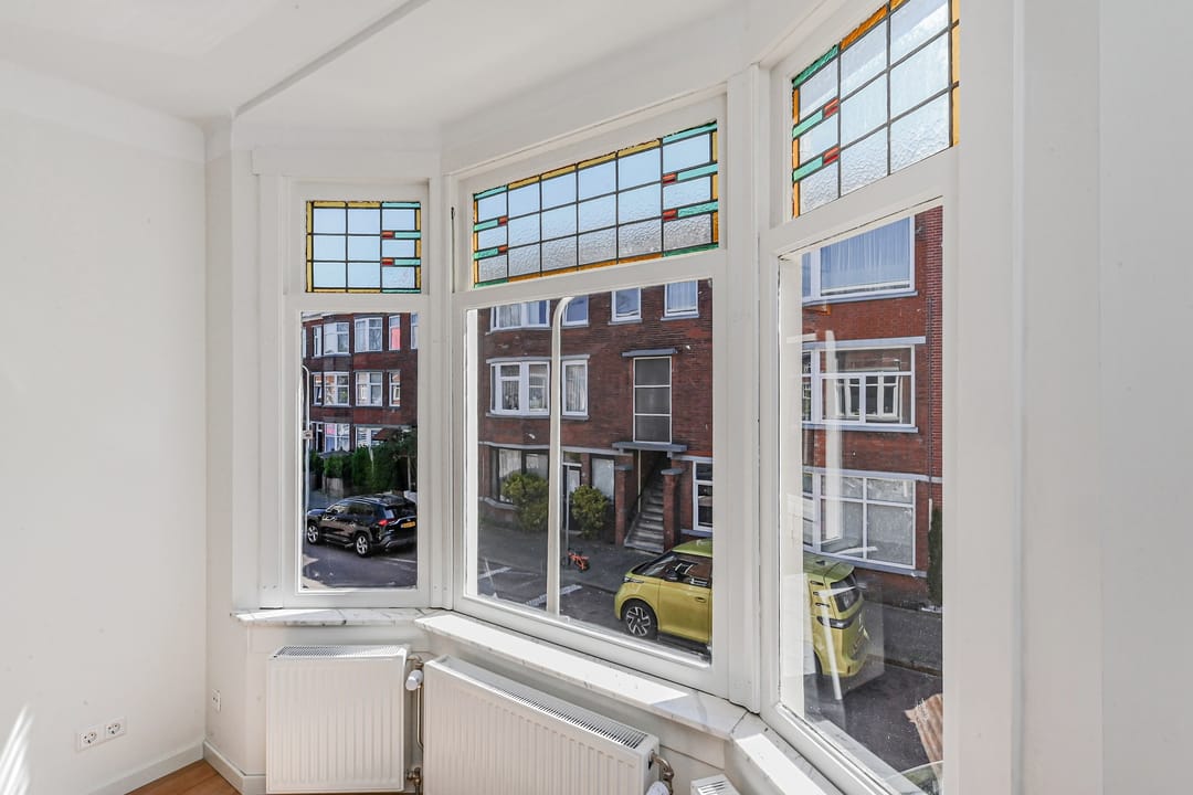 Photo 8 of Velpsestraat 119