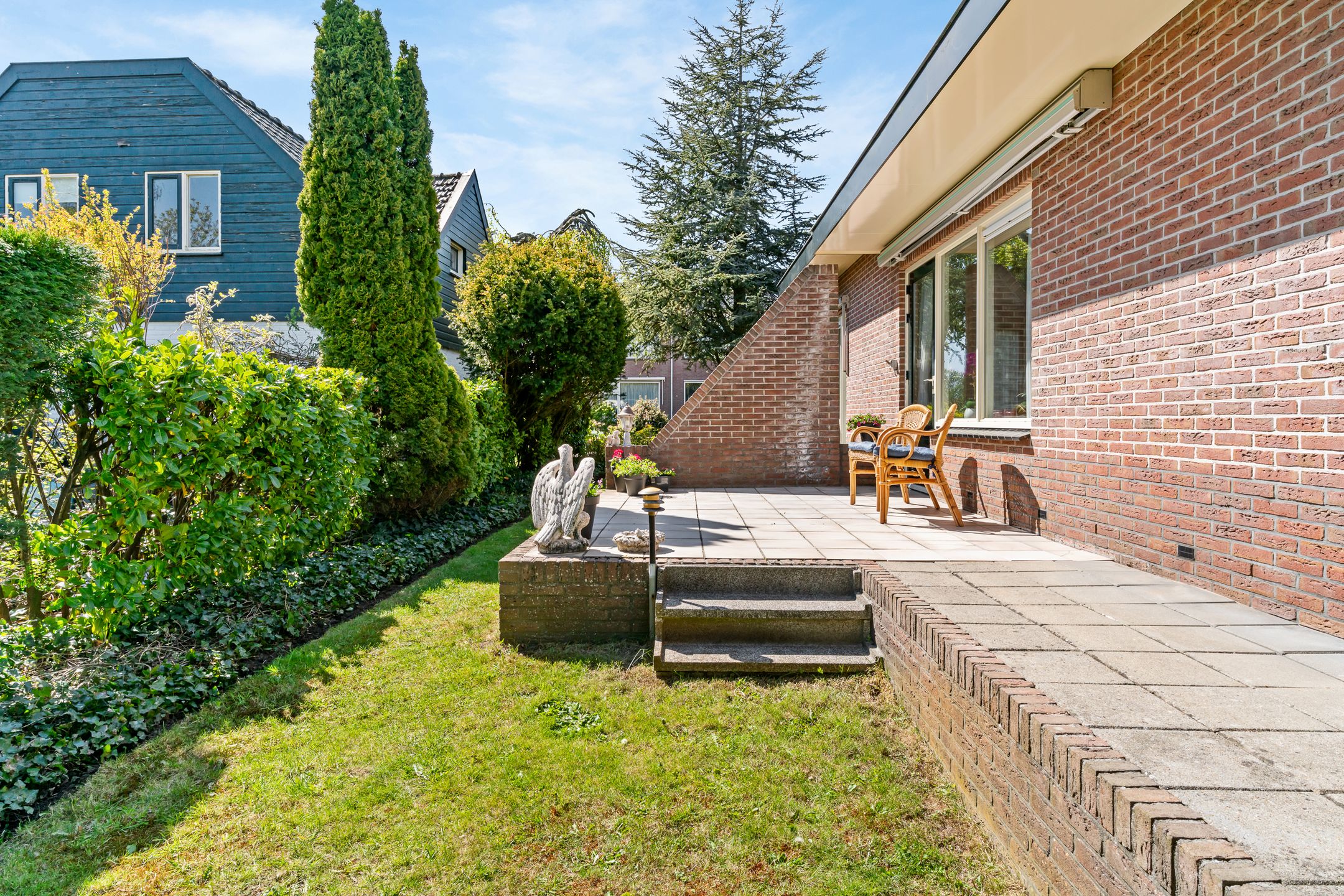 Detached Residence with Private Garden and Double Garage in Limmen — 48