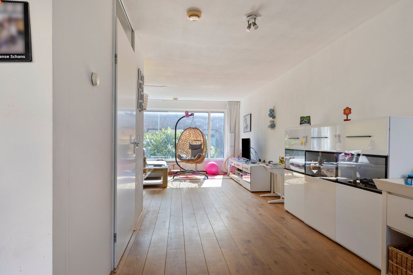 Photo 14 of Willem Hedastraat 7