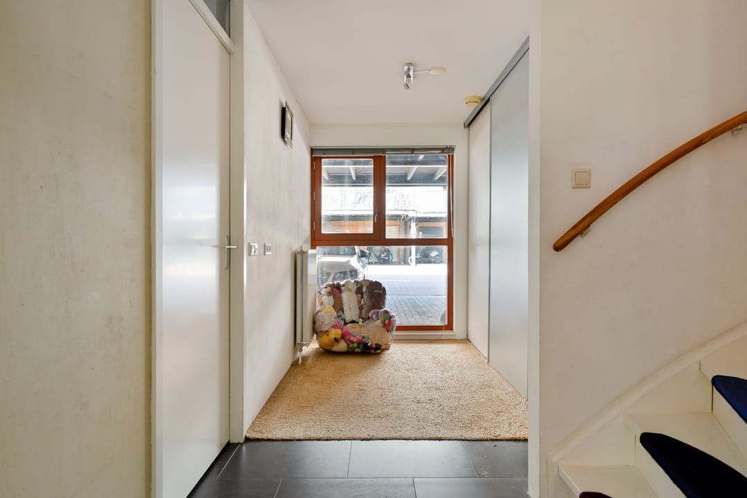 Photo 8 of Willem Hedastraat 7