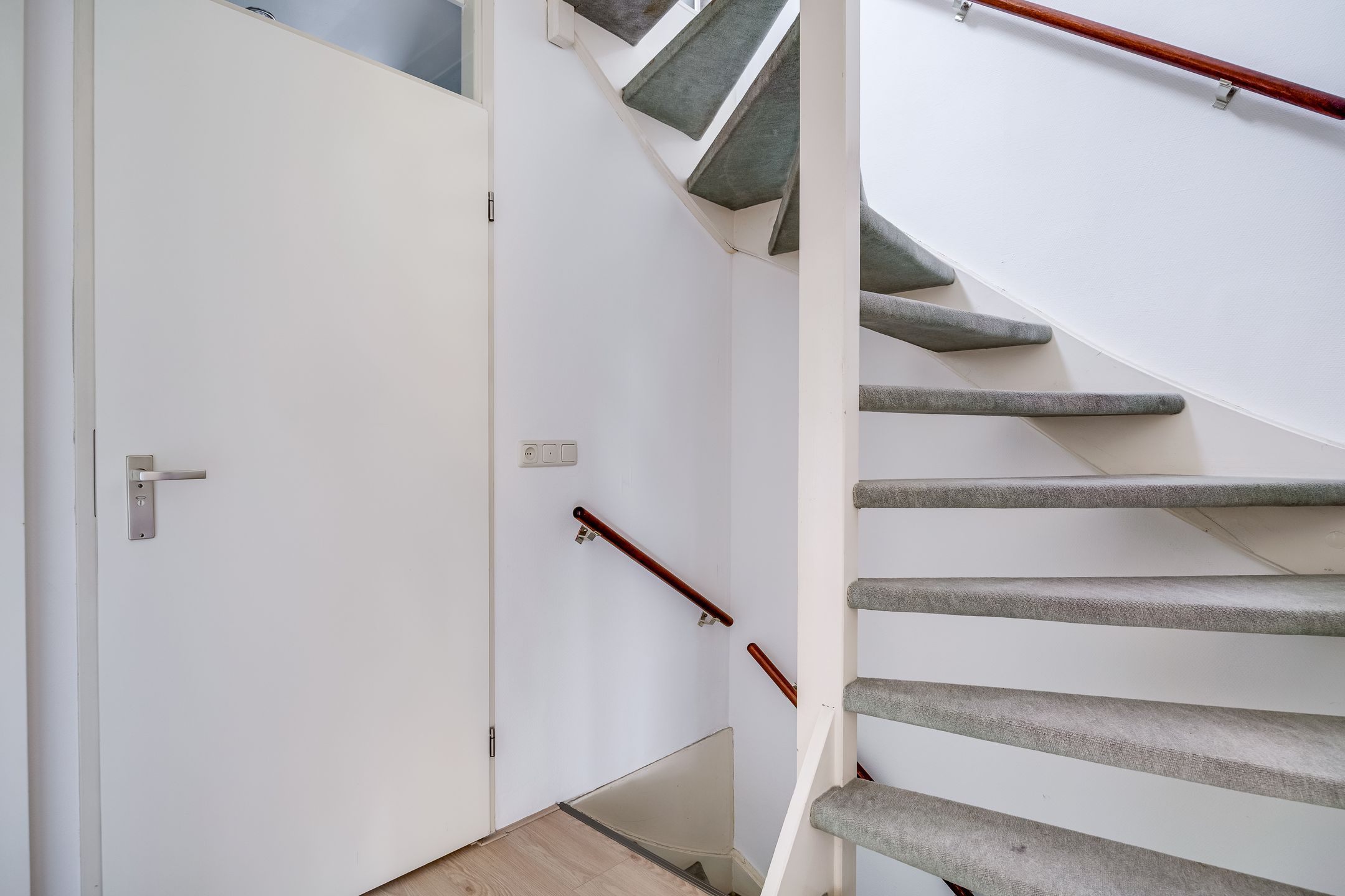 Spacious Energy-Efficient Home with Garden in Utrecht Lunetten — 39