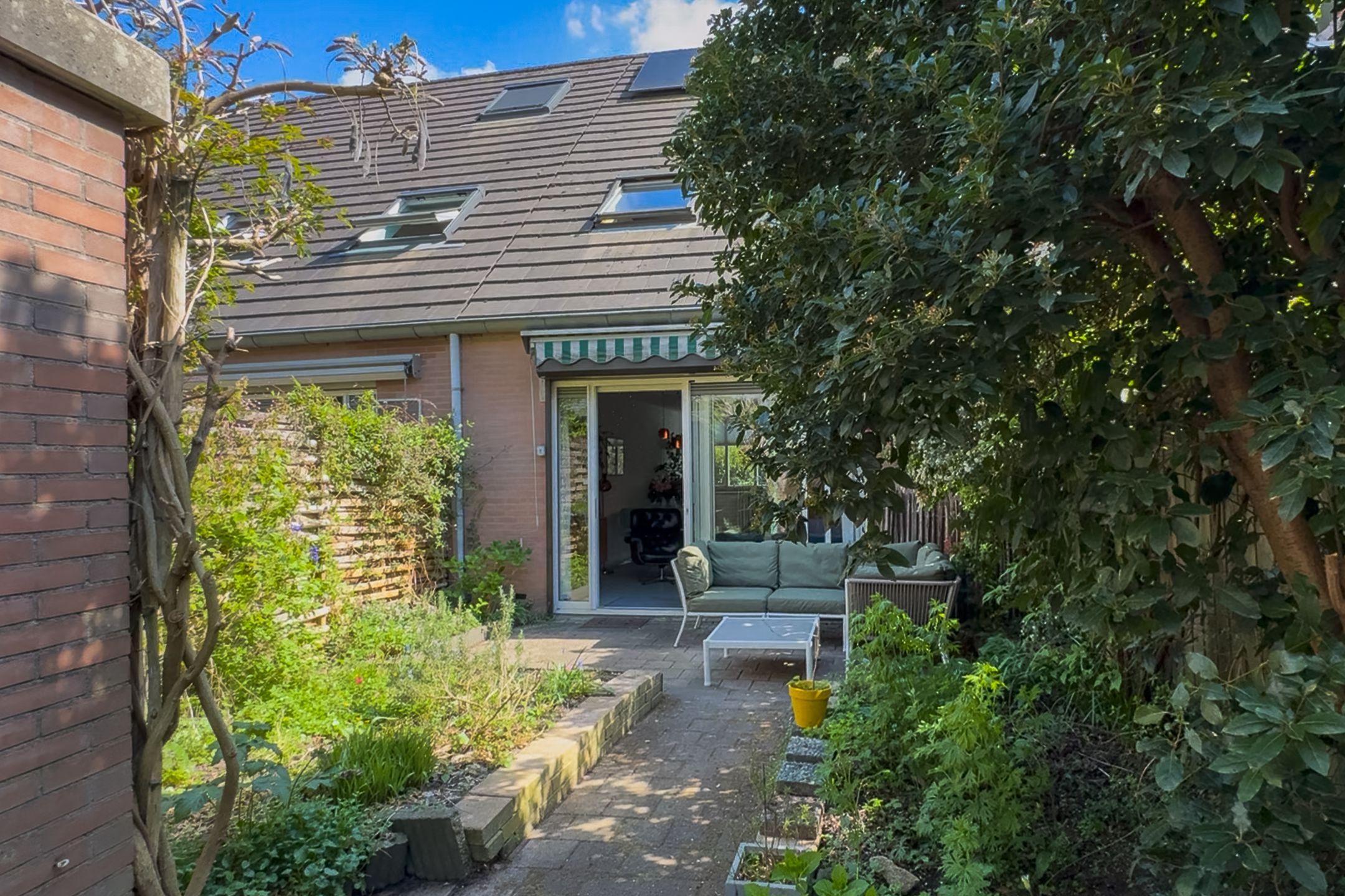 Spacious Energy-Efficient Home with Garden in Utrecht Lunetten — 24