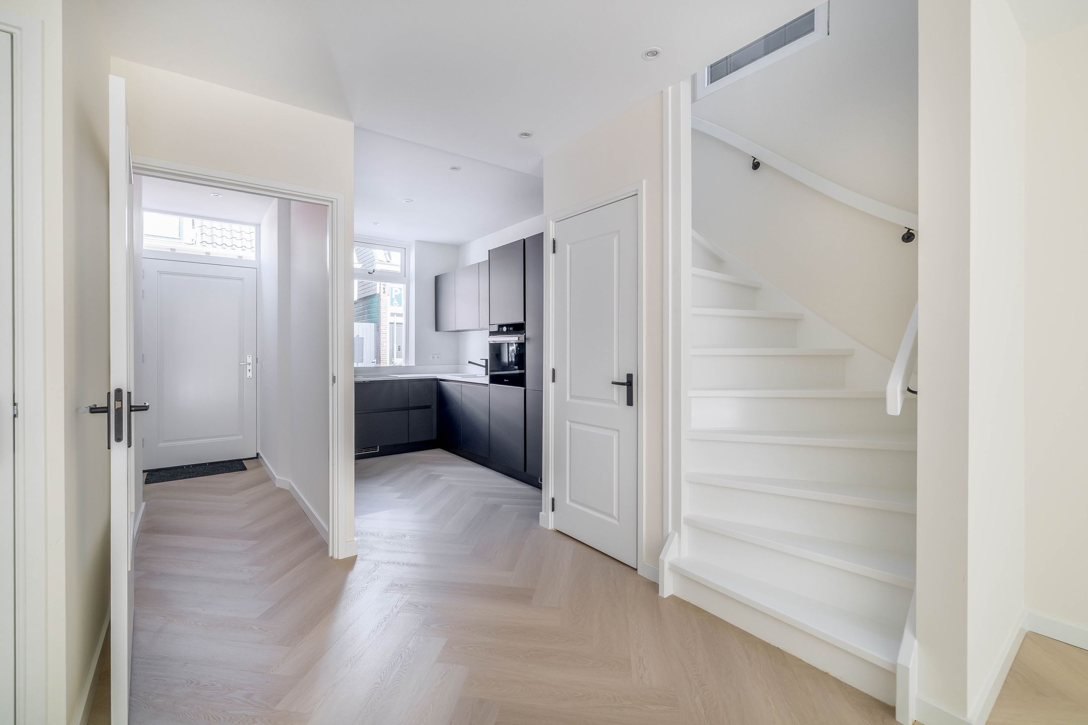 Turn-key fully renovated corner house with energy label A in Zaandam center — 12