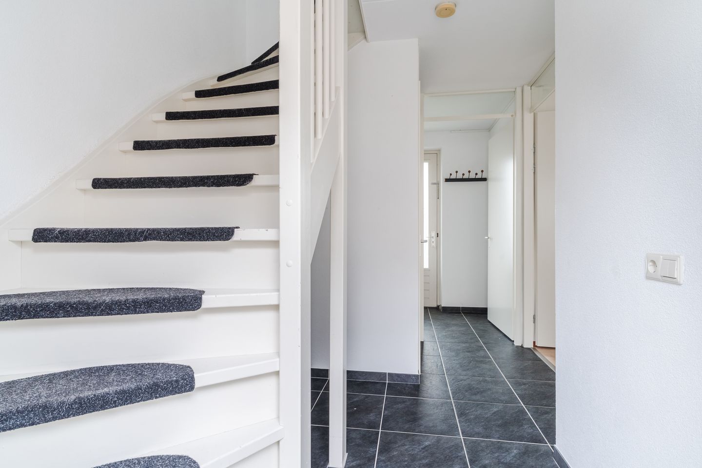 Photo 10 of Karel Mollenstraat Noord 25