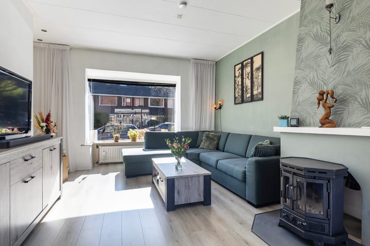 Tussenwoning te koop: Pasteurweg 39, Leeuwarden
