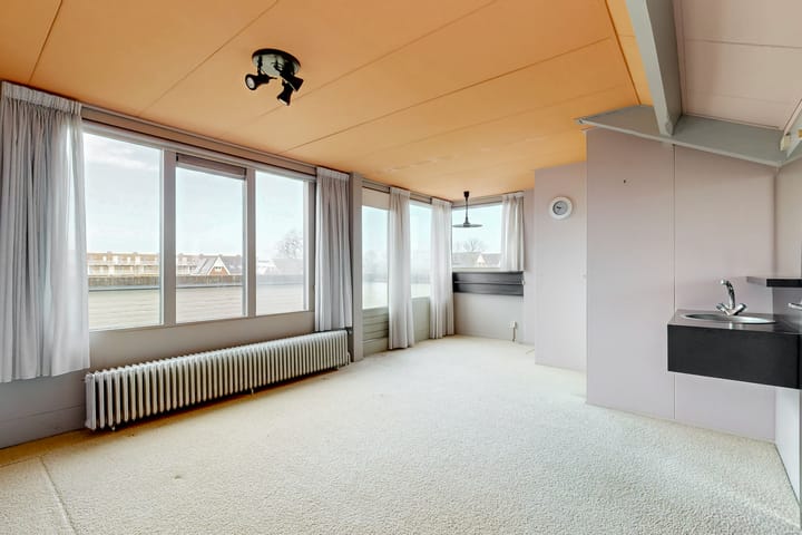 Photo 4 of Koperslager 18