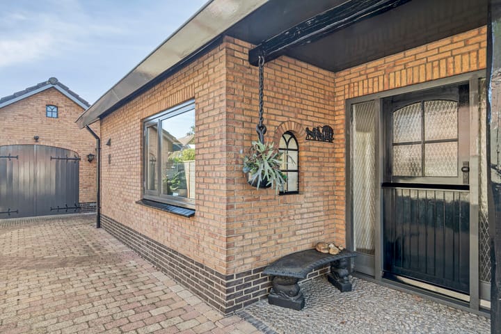 Photo 4 of Veenweg 18