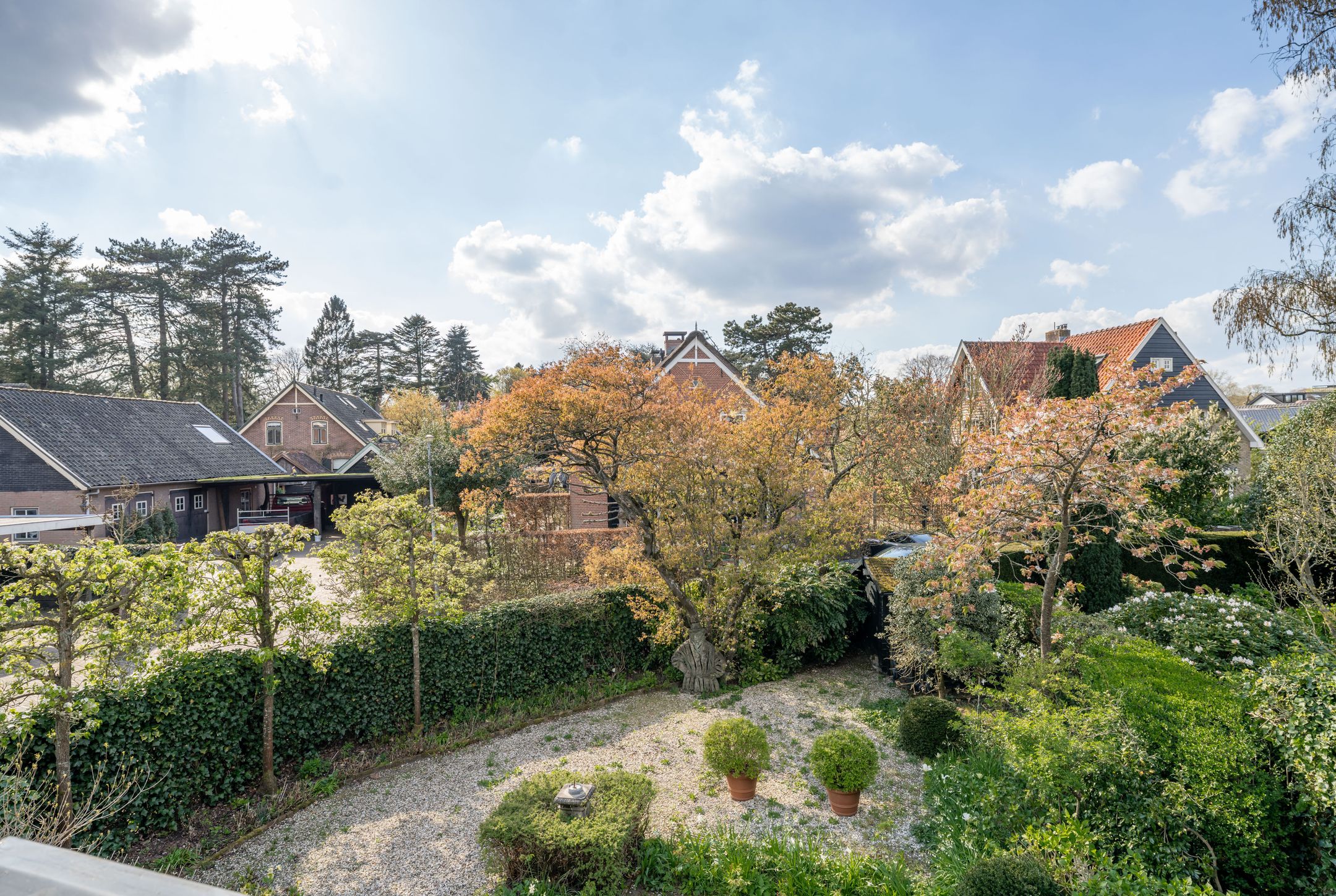 Charming semi-detached home in the heart of Laren with sunny garden and spacious interior — 33