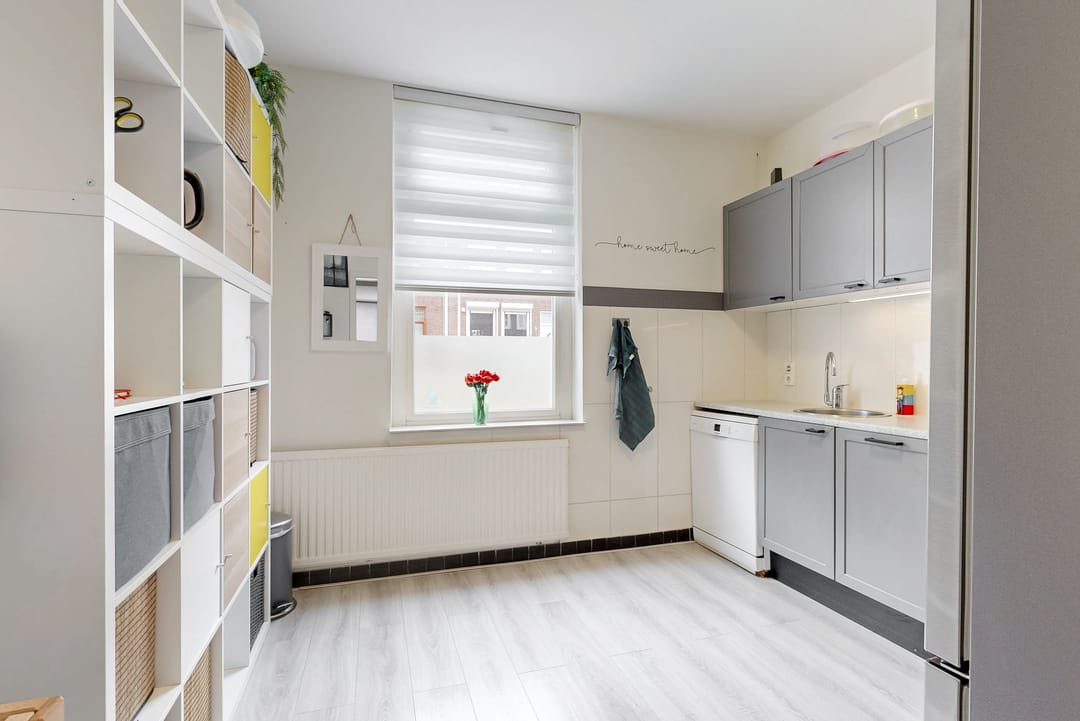 Ruime gezinswoning met tuinstudio en garage in Heerlen — 13