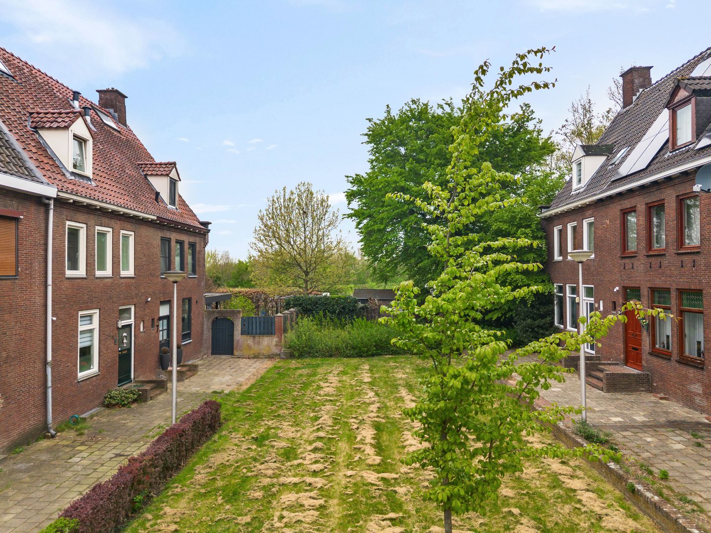 Ruime gezinswoning met tuinstudio en garage in Heerlen — 35