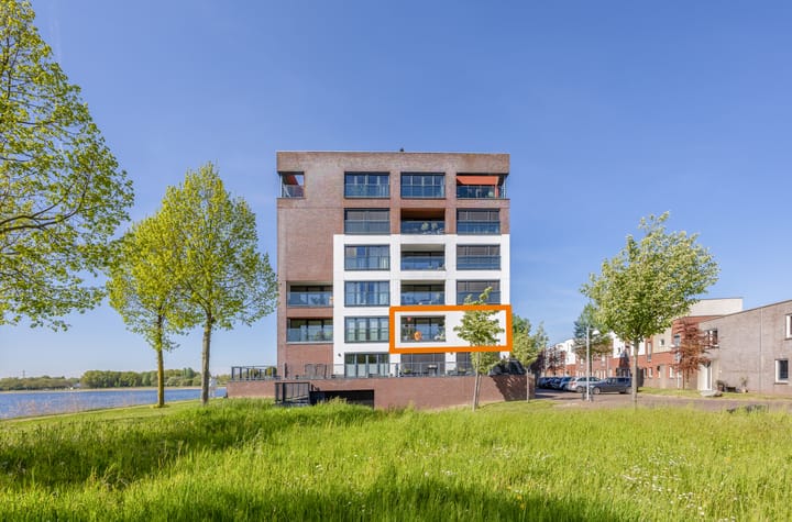 Foto 2 van Veldoven 11
