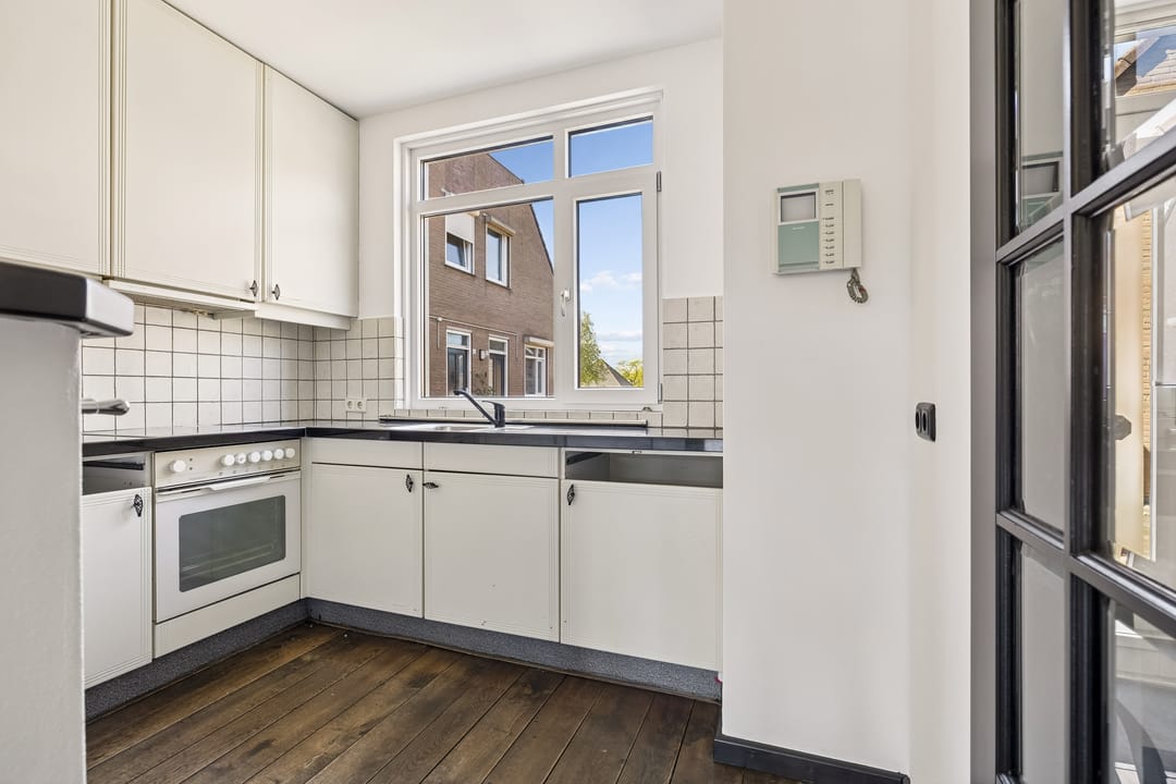 Photo 16 of Mgr. Bosstraat 33