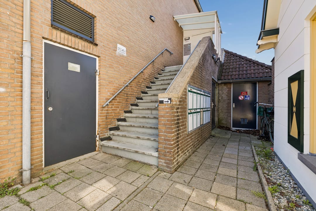 Photo 2 of Mgr. Bosstraat 33