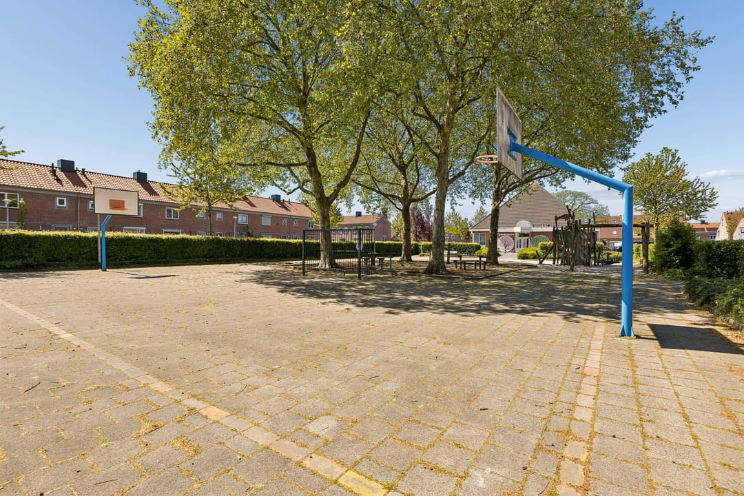 Photo 32 of Mgr. Bosstraat 33