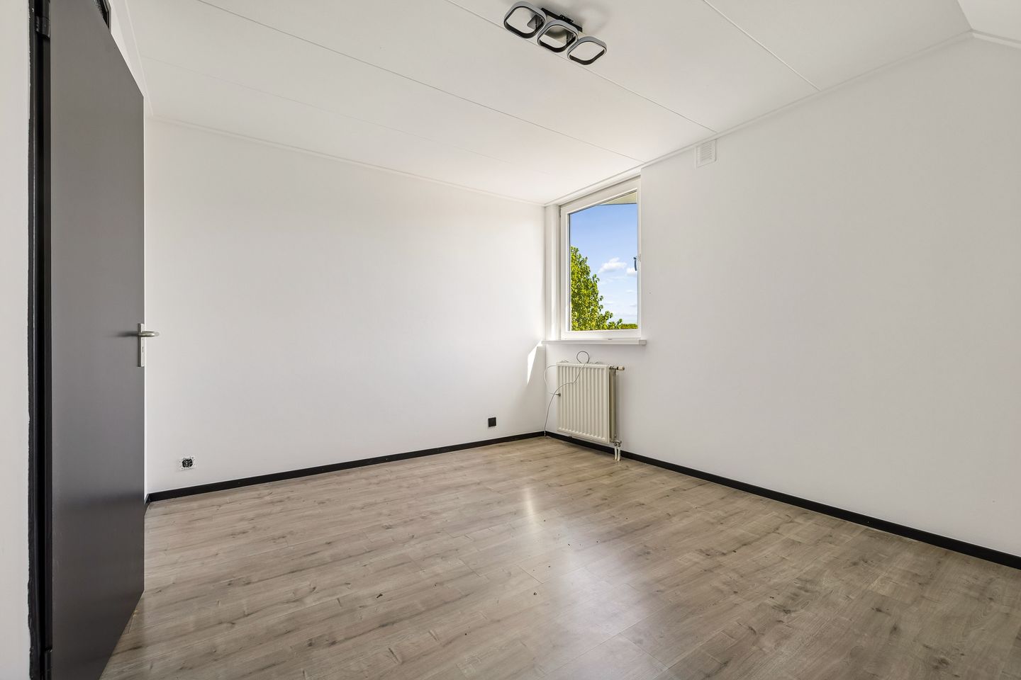 Photo 19 of Mgr. Bosstraat 33
