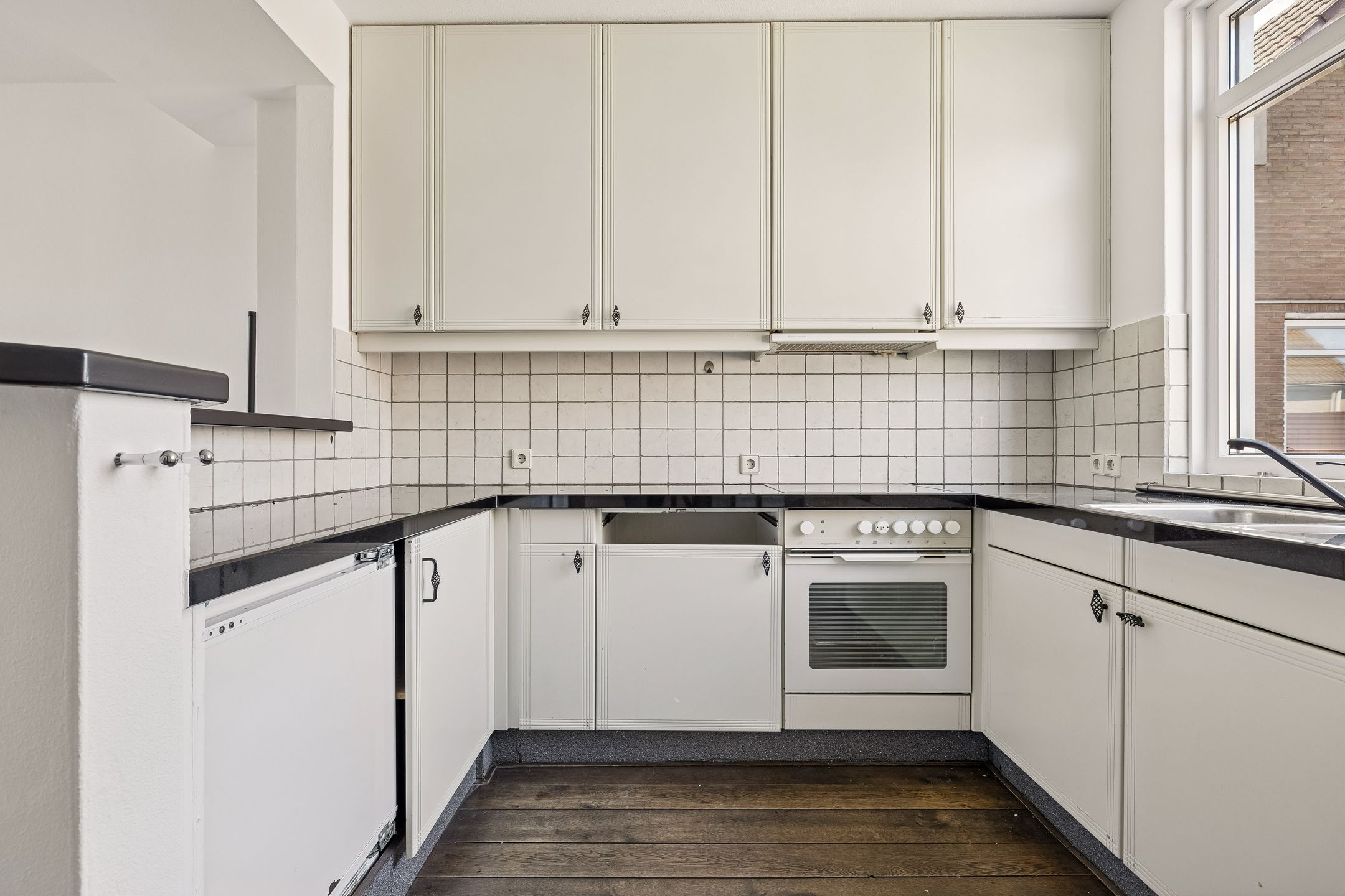 Photo 15 of Mgr. Bosstraat 33