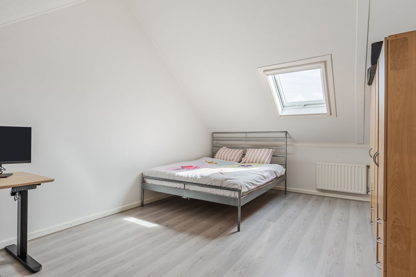 Modernised end house with 4 bedrooms, A+ energy label and sunny garden in family-friendly Reeshof — 20