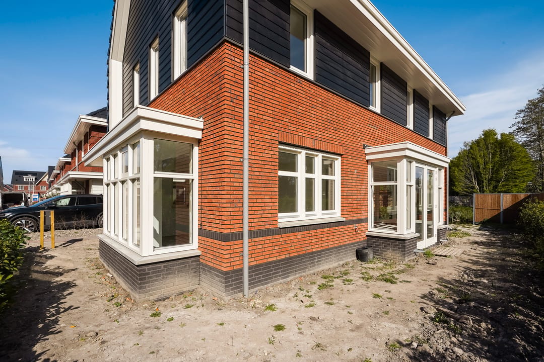 Photo 31 of Pastinaak 127
