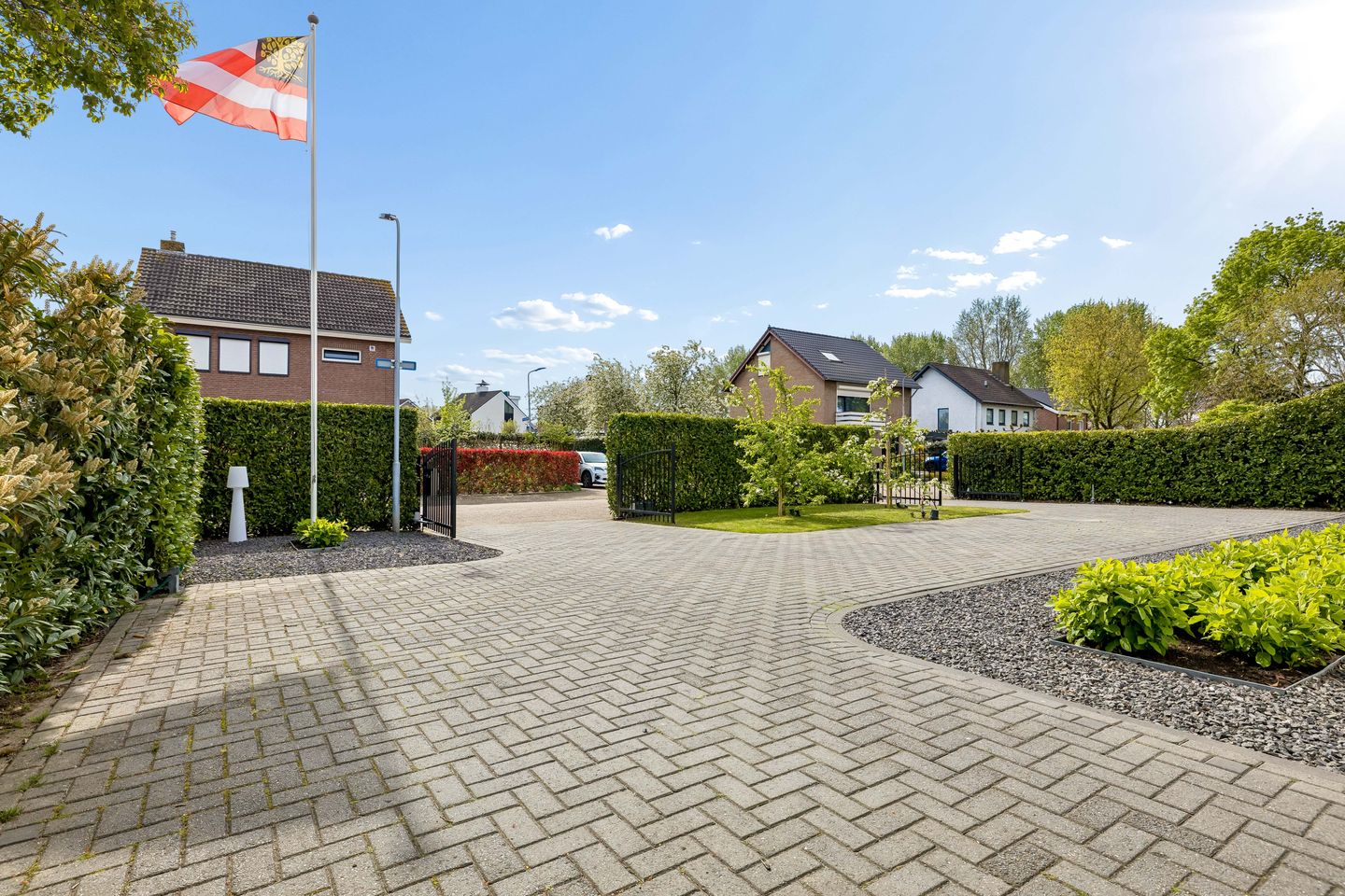 Spacious Villa with Pool and Guesthouse in Peaceful Engelen — 49