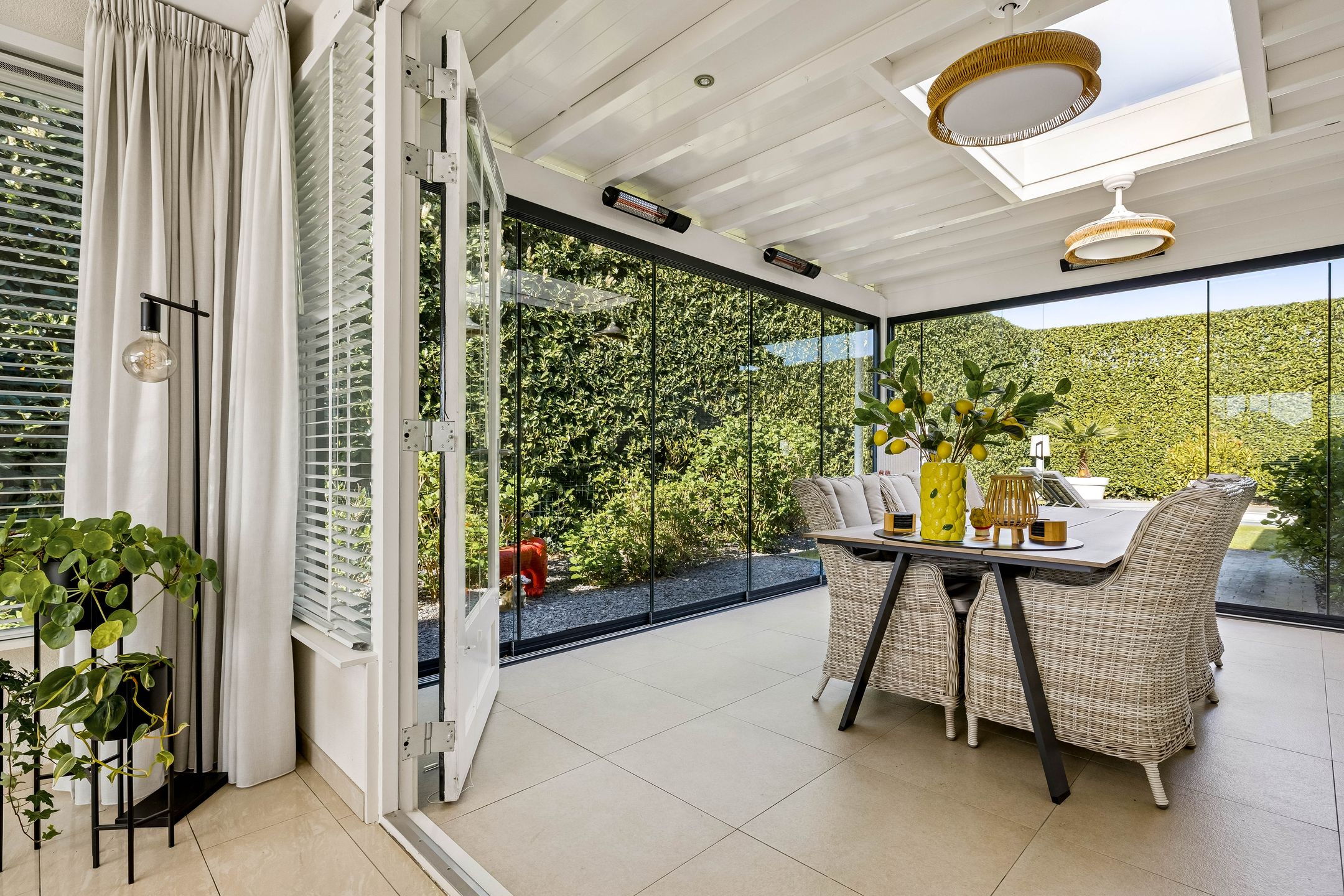 Spacious Villa with Pool and Guesthouse in Peaceful Engelen — 18