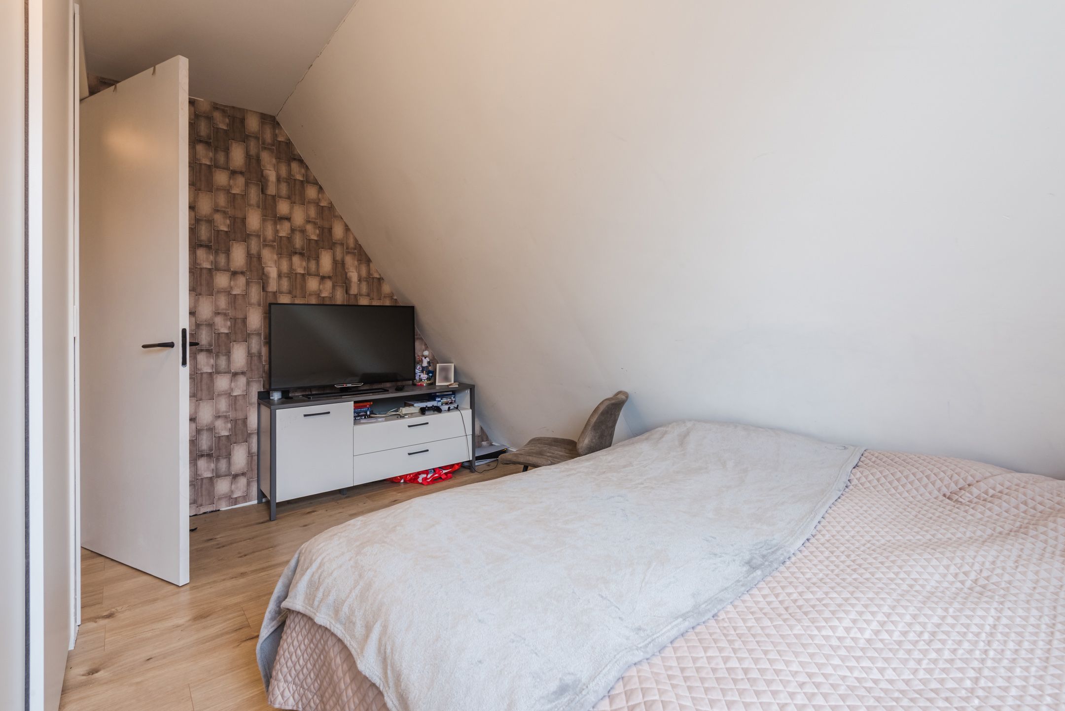 Foto 42 van Waterkersstraat 7-A