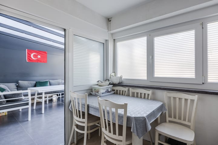 Tussenwoning te koop: Mahlerstraat 19, Tilburg