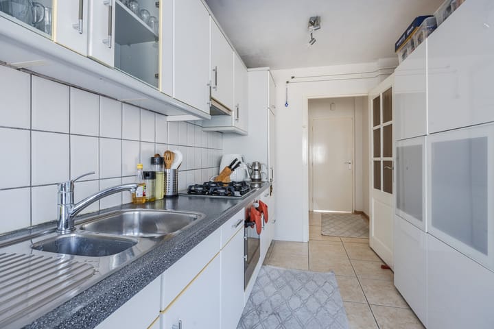 Tussenwoning te koop: Mahlerstraat 19, Tilburg
