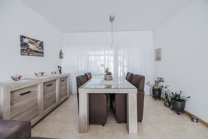 Tussenwoning te koop: Mahlerstraat 19, Tilburg