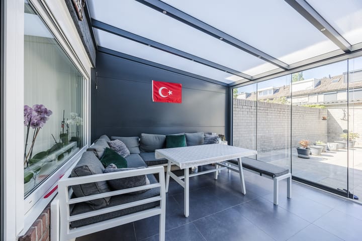 Tussenwoning te koop: Mahlerstraat 19, Tilburg