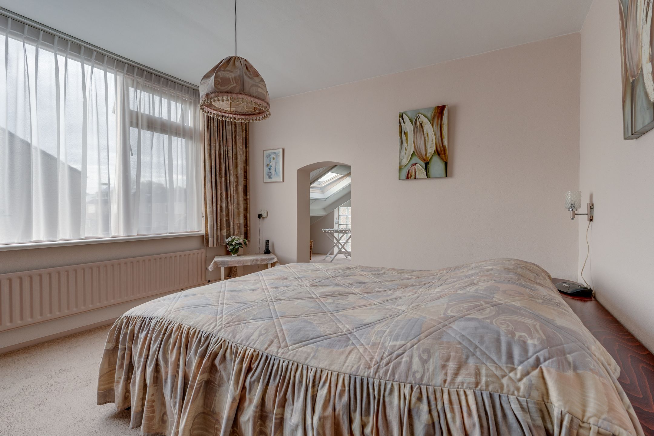 Spacious Corner Home with Garage and Private Parking in Nieuwegein — 21