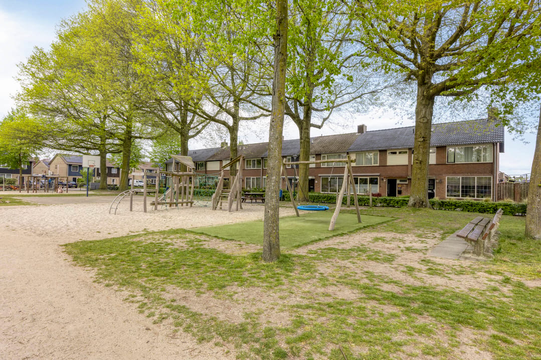 Foto 43 van Leliestraat 28