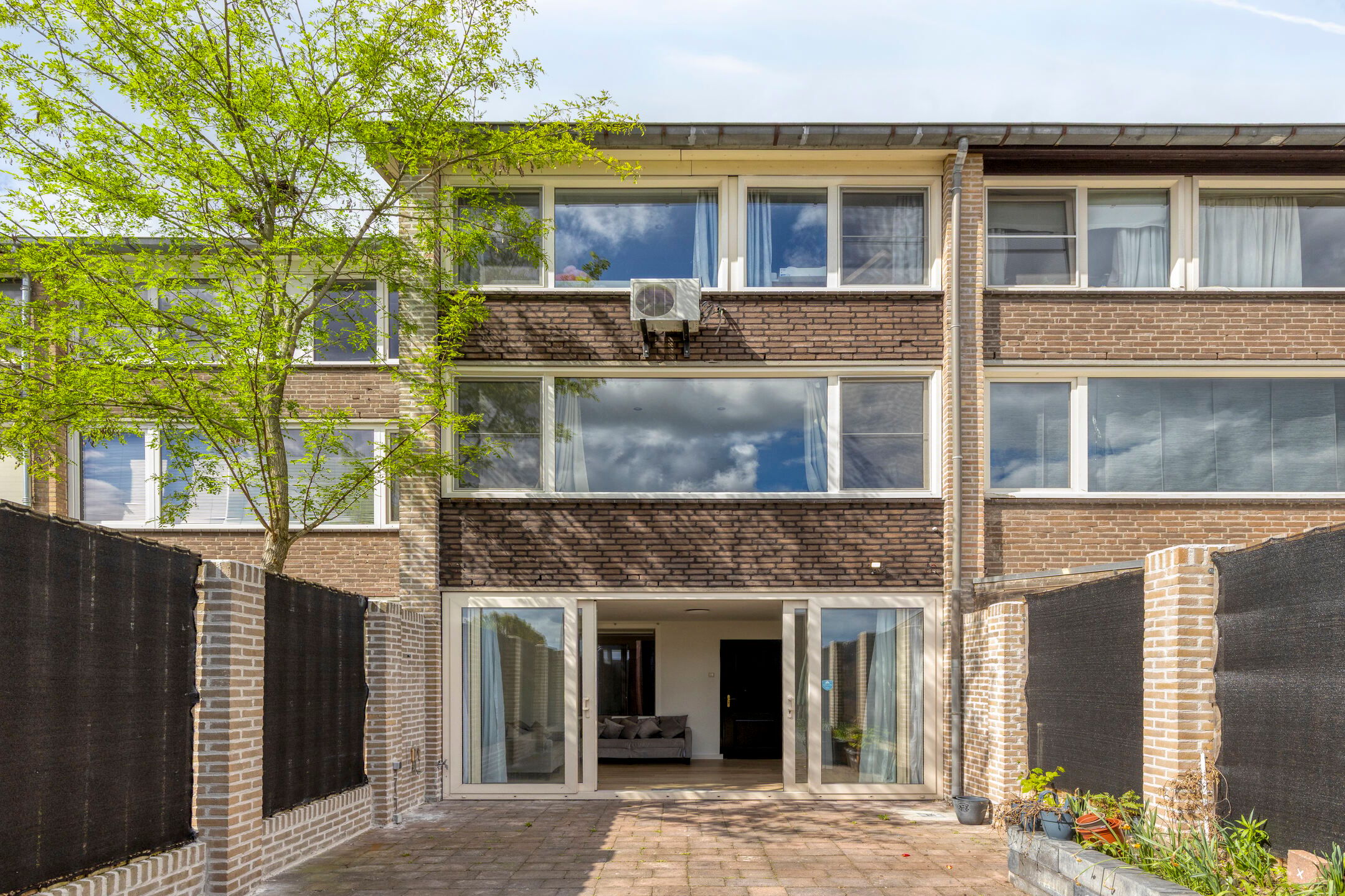 Foto 42 van Leliestraat 28