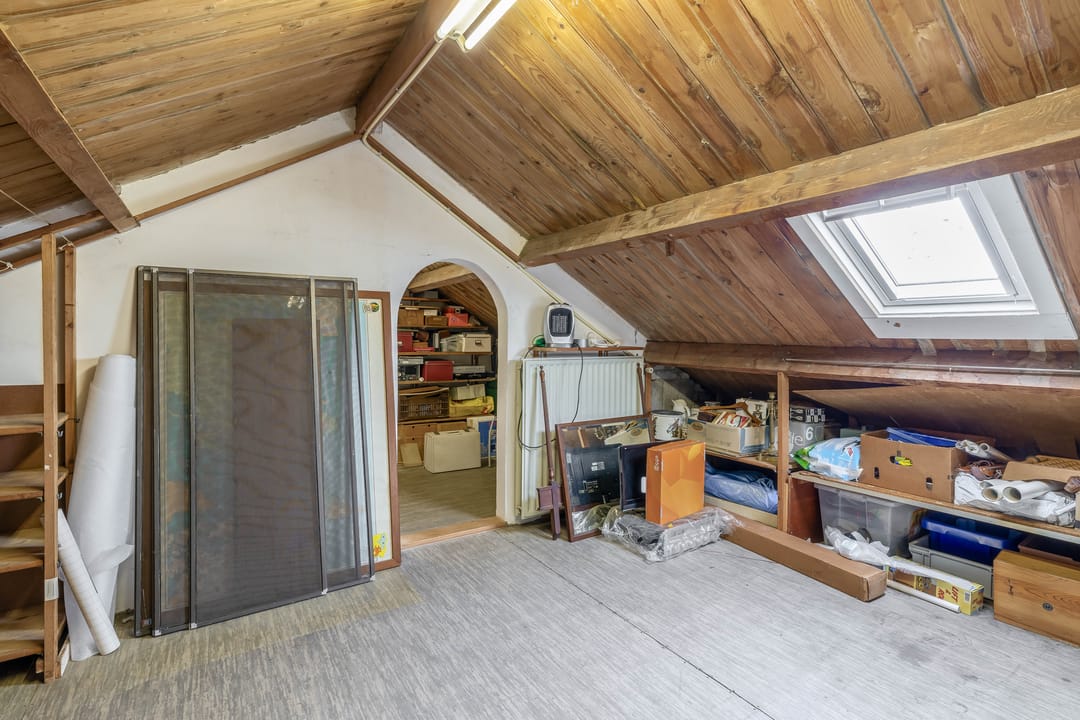 Foto 41 van Esdoornlaan 204