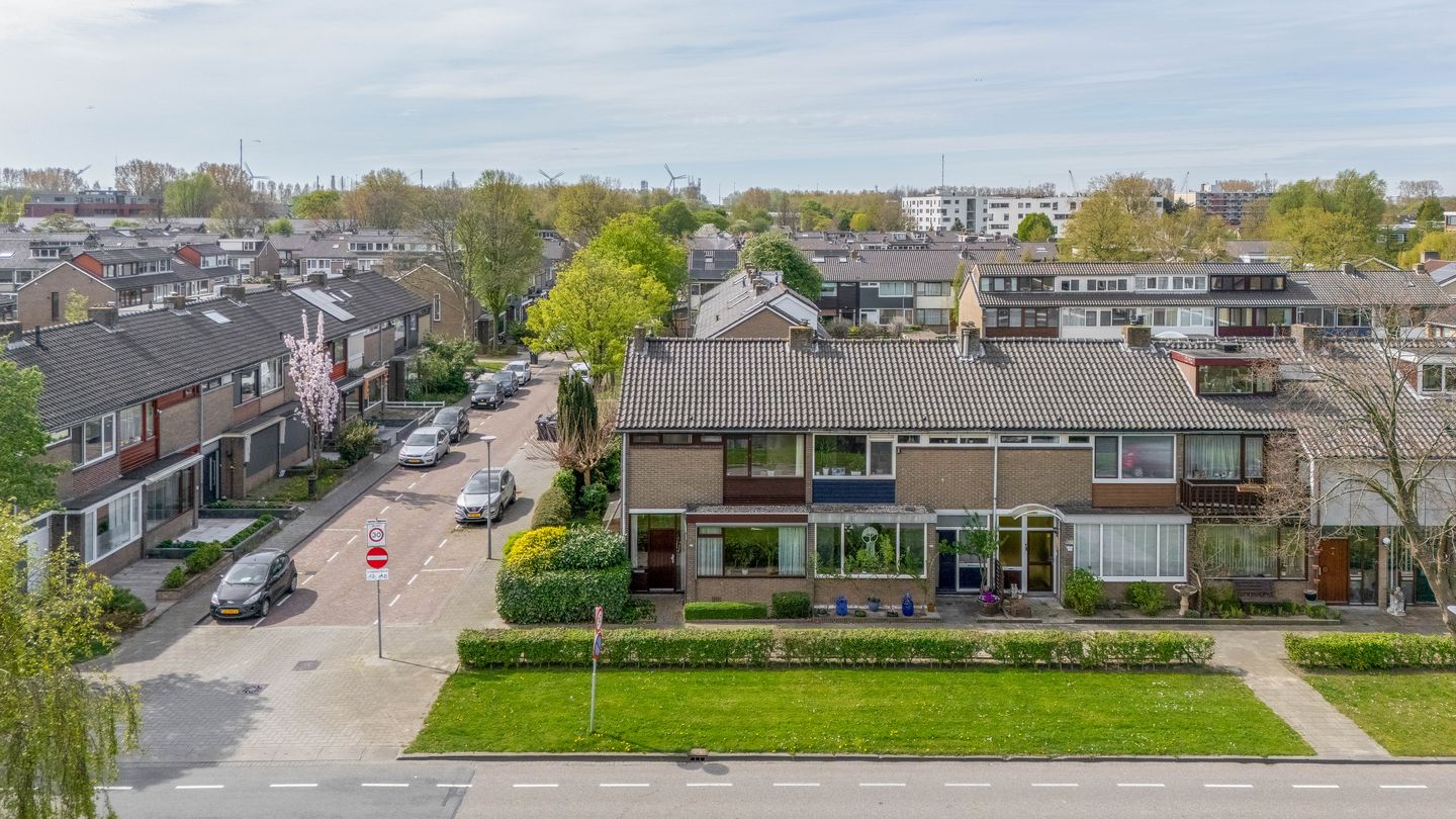 Foto 44 van Esdoornlaan 204
