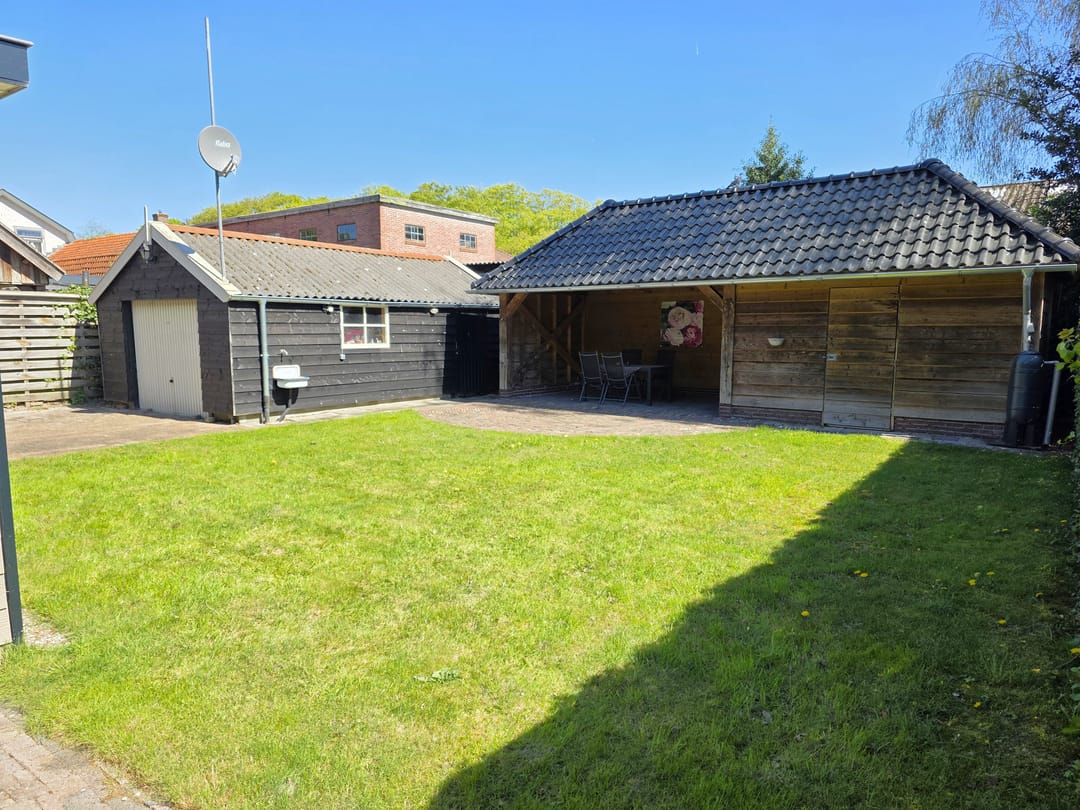 Charming 1930s Detached Home with Countryside Views and Ground Floor Bedroom — 22