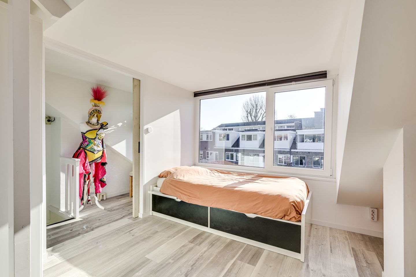 Foto 35 van Den Brielstraat 12
