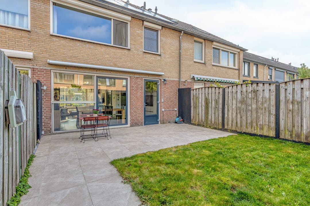 Spacious Family Home with Five Bedrooms and Energy Label A — 31