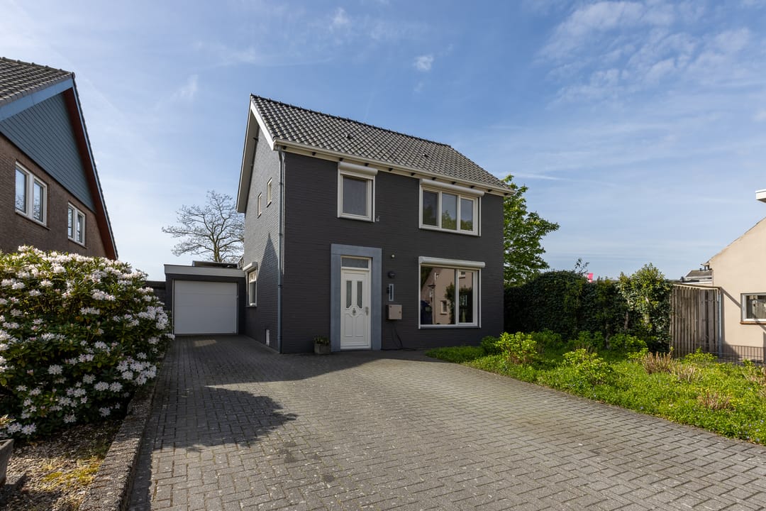 Photo 1 of Kerkstraat 56