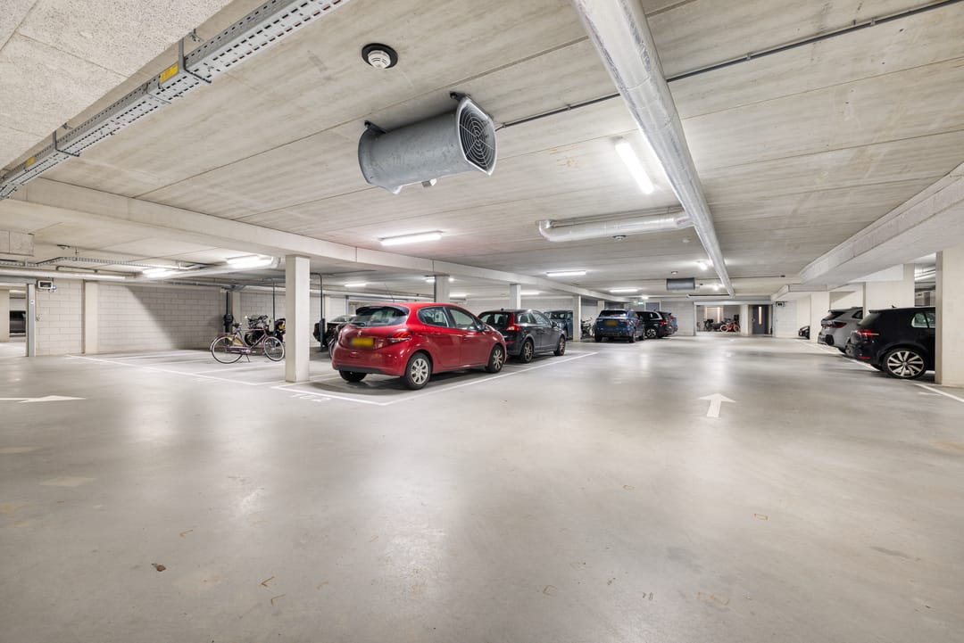 Modern apartment with water views in Utrecht Pijlsweerd-Zuid — 28