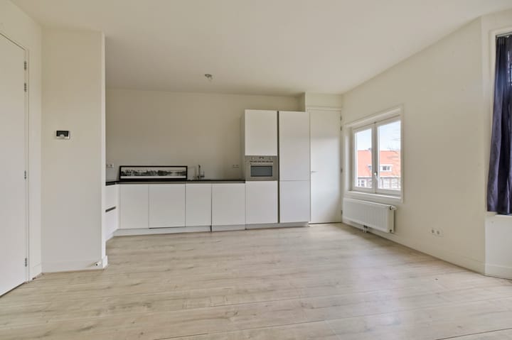 Foto 5 van Newtonstraat 79-2